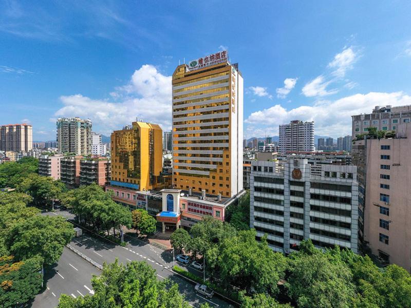 Vienna Hotel Qingyuan Lianjiang Road Extérieur photo