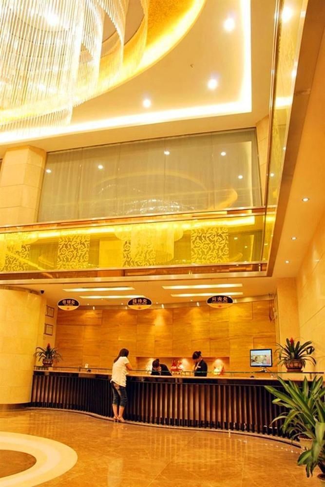 Vienna Hotel Qingyuan Lianjiang Road Extérieur photo