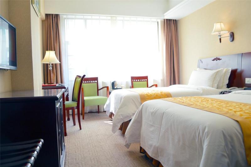 Vienna Hotel Qingyuan Lianjiang Road Extérieur photo