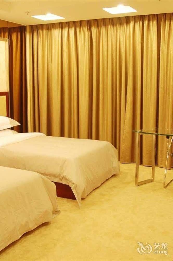 Vienna Hotel Qingyuan Lianjiang Road Extérieur photo